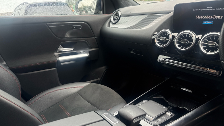 Mercedes-Benz GLA 220d 4Matic AMG Line Premium 5dr Auto Diesel Hatchback